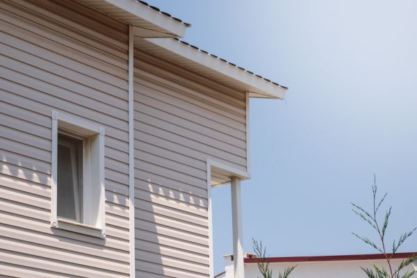 Cost of Vinyl Siding Hole Repair in Brookfield